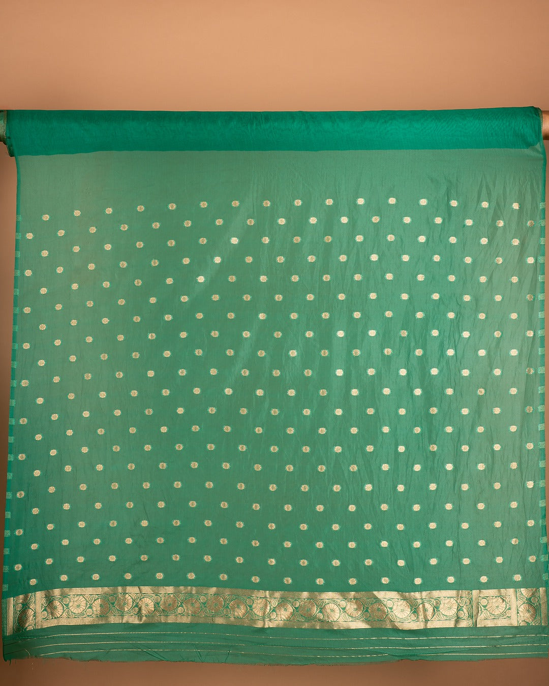 Emerald Green Banarasi Saree with Elephant Motifs - Step into Royalty with Every Pleat