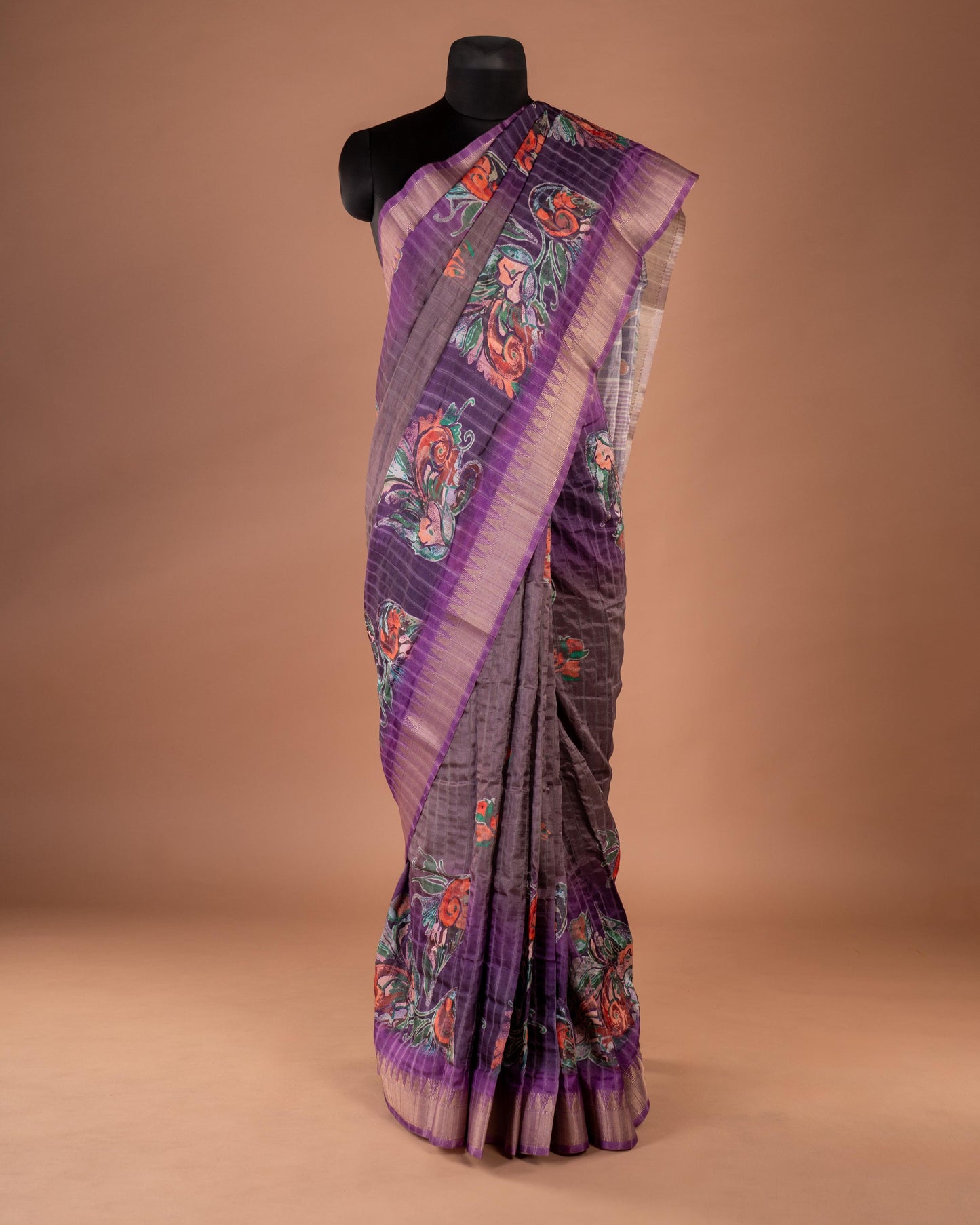 Grace in Every Curve - Discover the Art of Elegant Simplicity