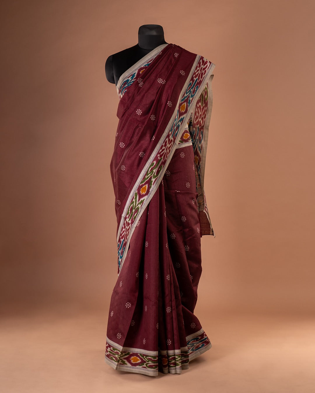 Threads of Tradition - Grace Draped in Maroon Elegance