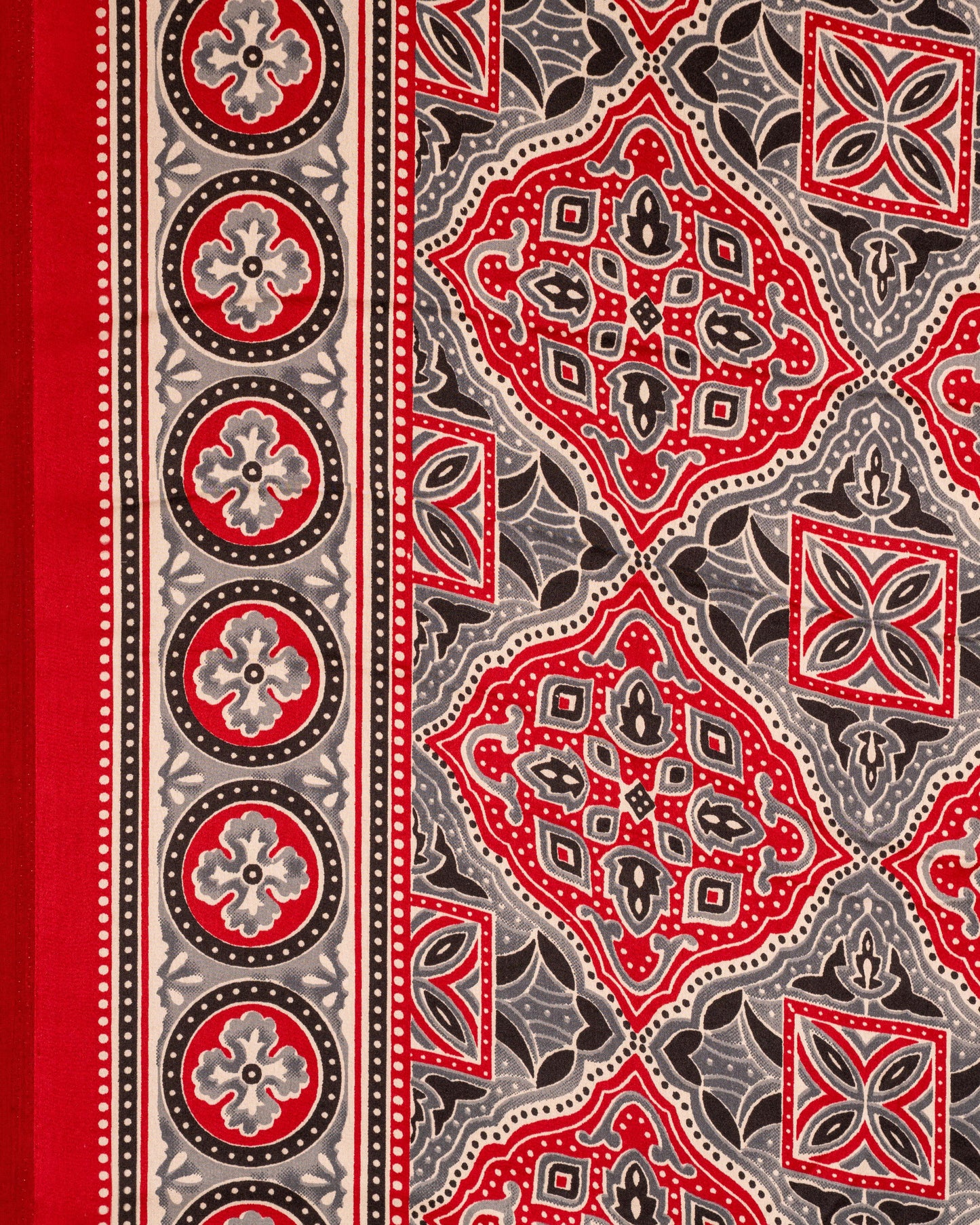 Where Art Meets Drape - A Saree That Invites Stories – Best Paired with Statement Necklaces