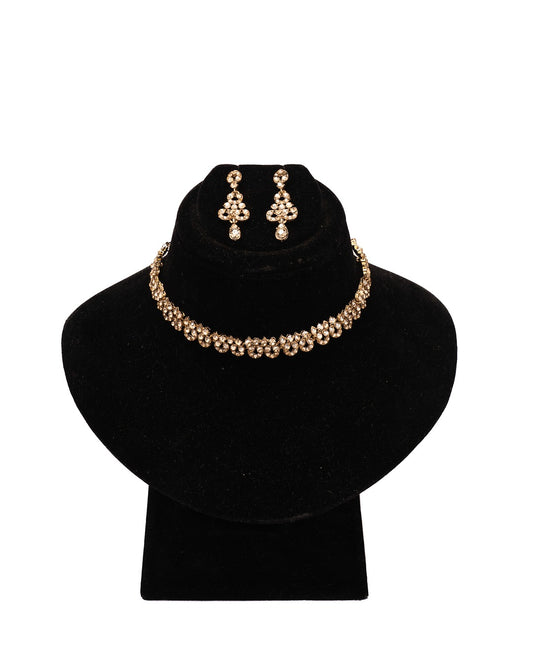 Golden Bloom Kundan Necklace Set - Where Elegance Meets Ethnic Charm