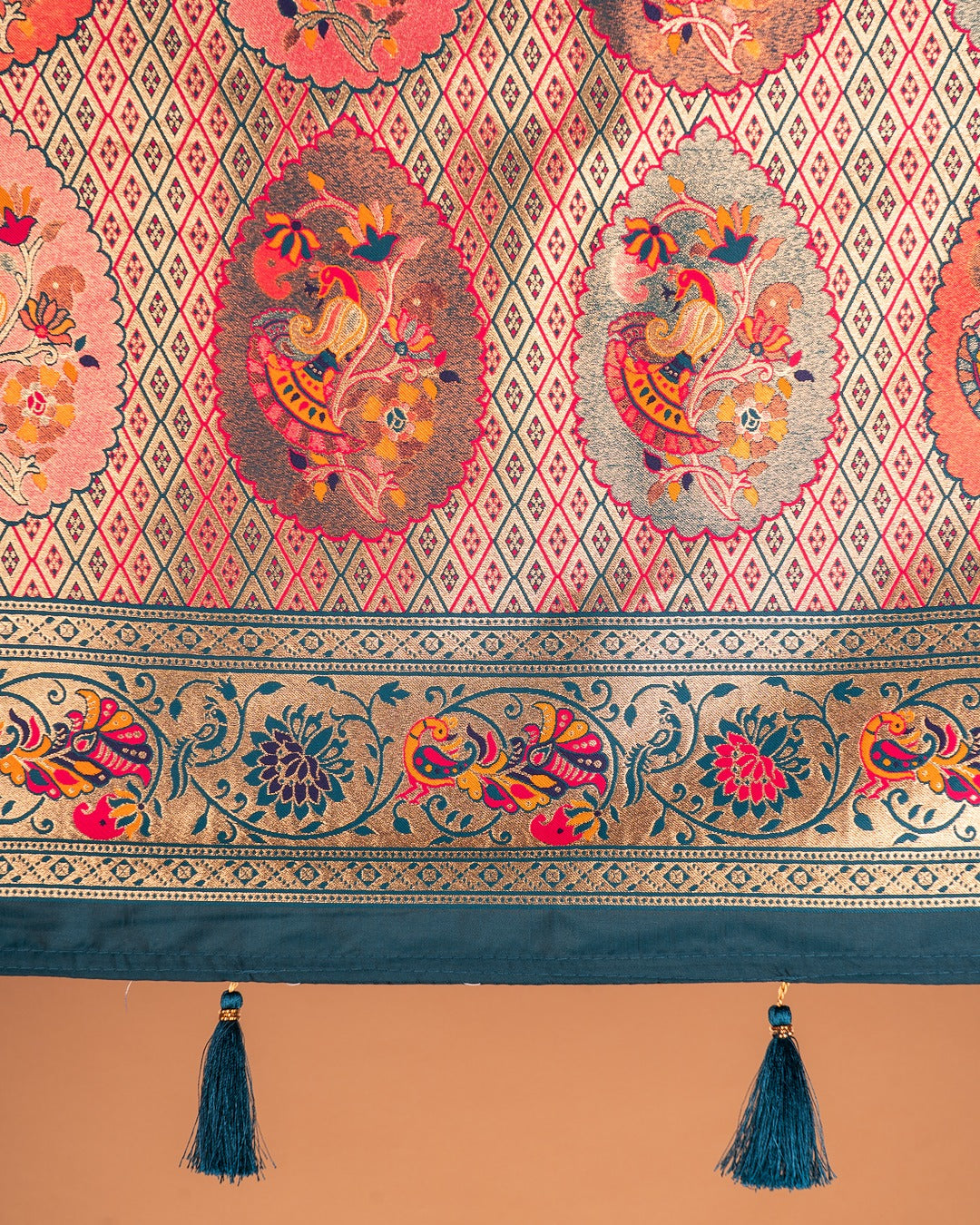 Midnight Meena Elegance That Speaks Without Words - A Regal Blend of Art and Tradition