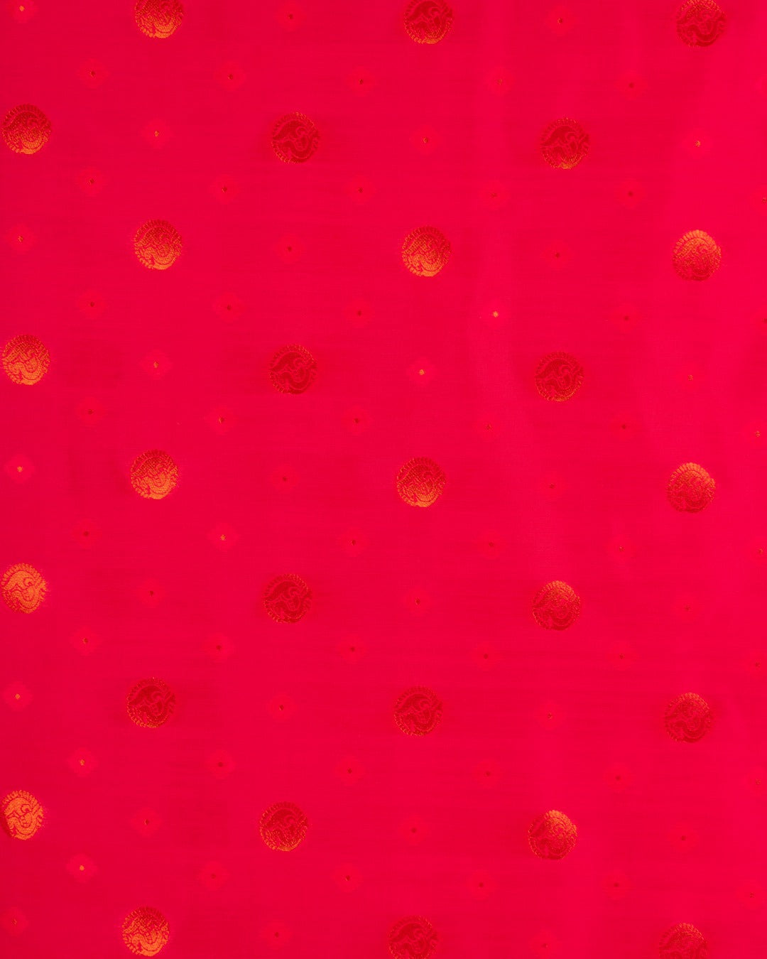 The Essence of Tradition – Red Radiance Silk Saree - Where Culture Meets Classic Elegance