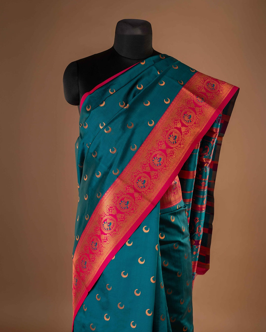 Kanya Kathaa – Teal Green Paithani Saree with Pink Border & Golden Zari