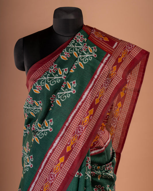Folk Charm Revived – Green Handloom Saree with Rustic Borders